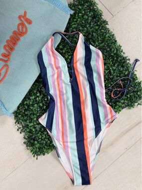 Girls' Multicolor Striped One-Piece Swimsuit - Navy & Coral